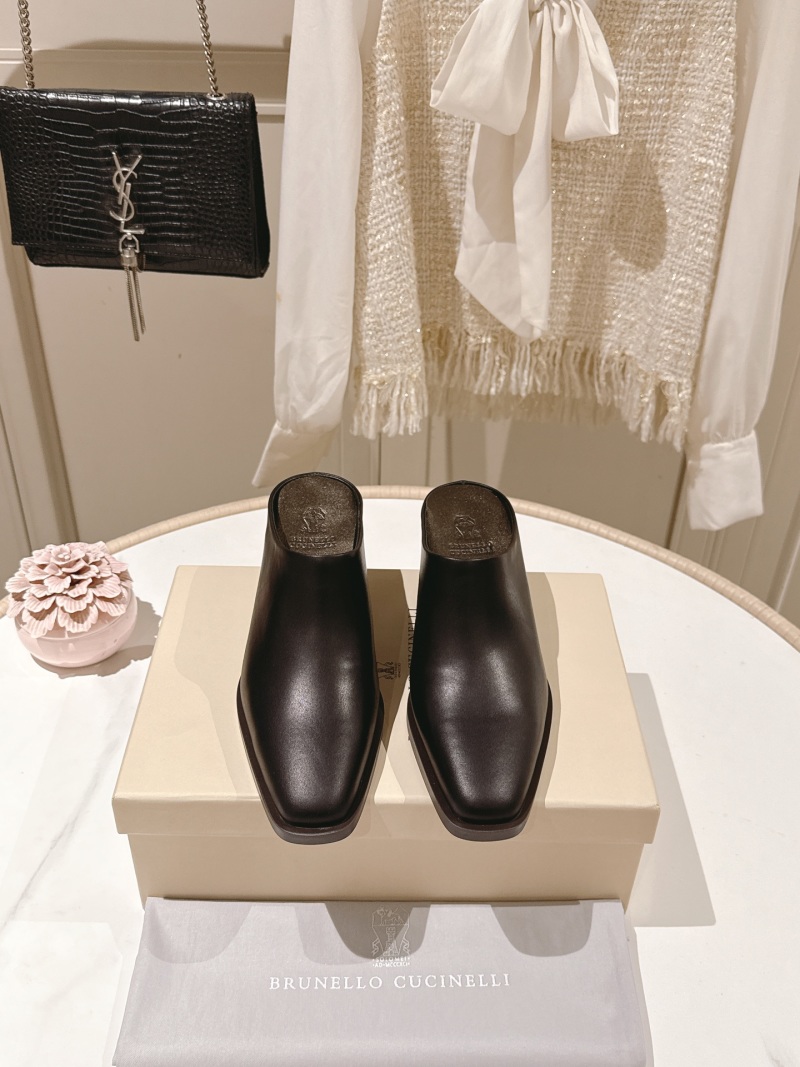 Женские сабо Brunello Cucinelli с декоративной цепочкой