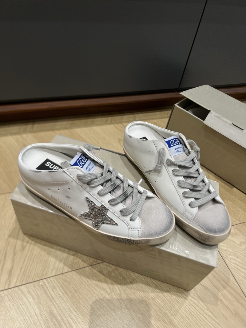 Кроссовки Golden Goose