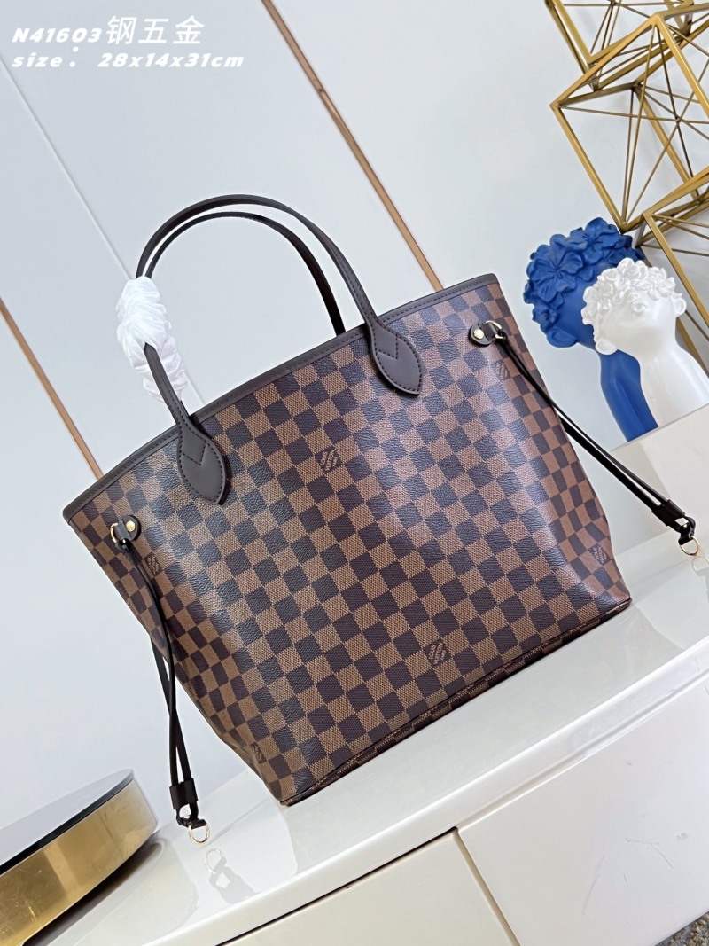 Сумка Neverfull Louis Vuitton с монограммой