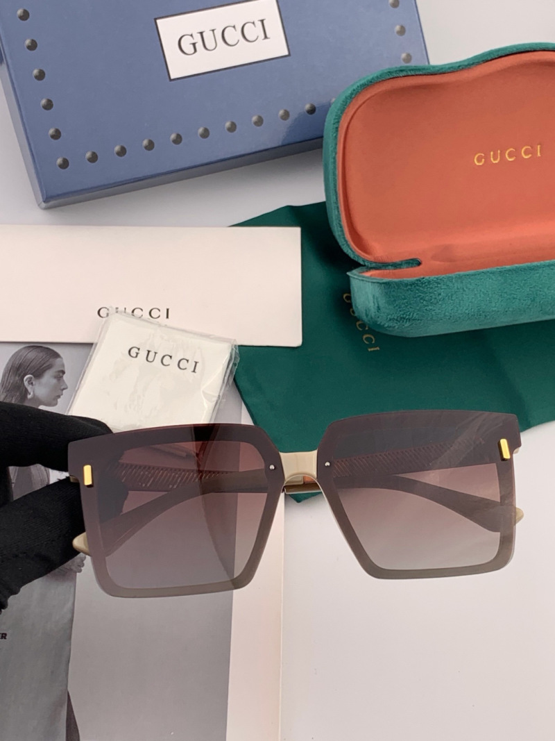 Солнцезащитные очки квадратной формы с поляризованными линзами Gucci