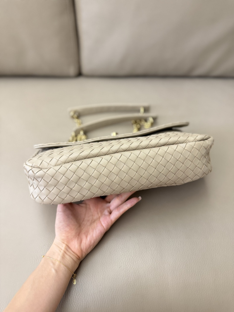 Сумка Bottega Veneta с плетением Intrecciato