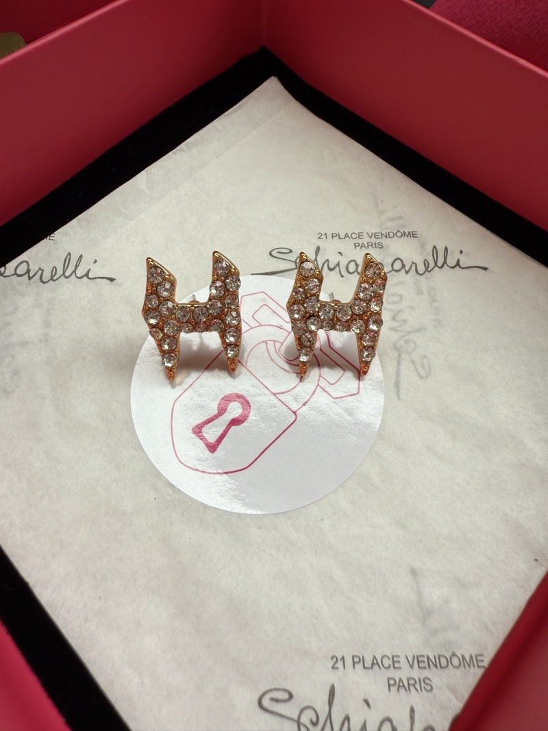 Серьги Schiaparelli в виде лошадей с кристаллами