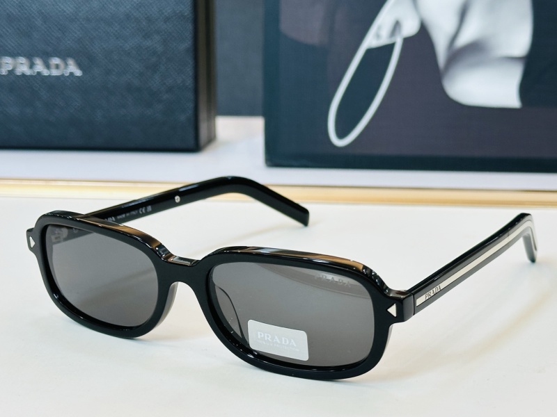 Солнцезащитные очки Prada D06S
