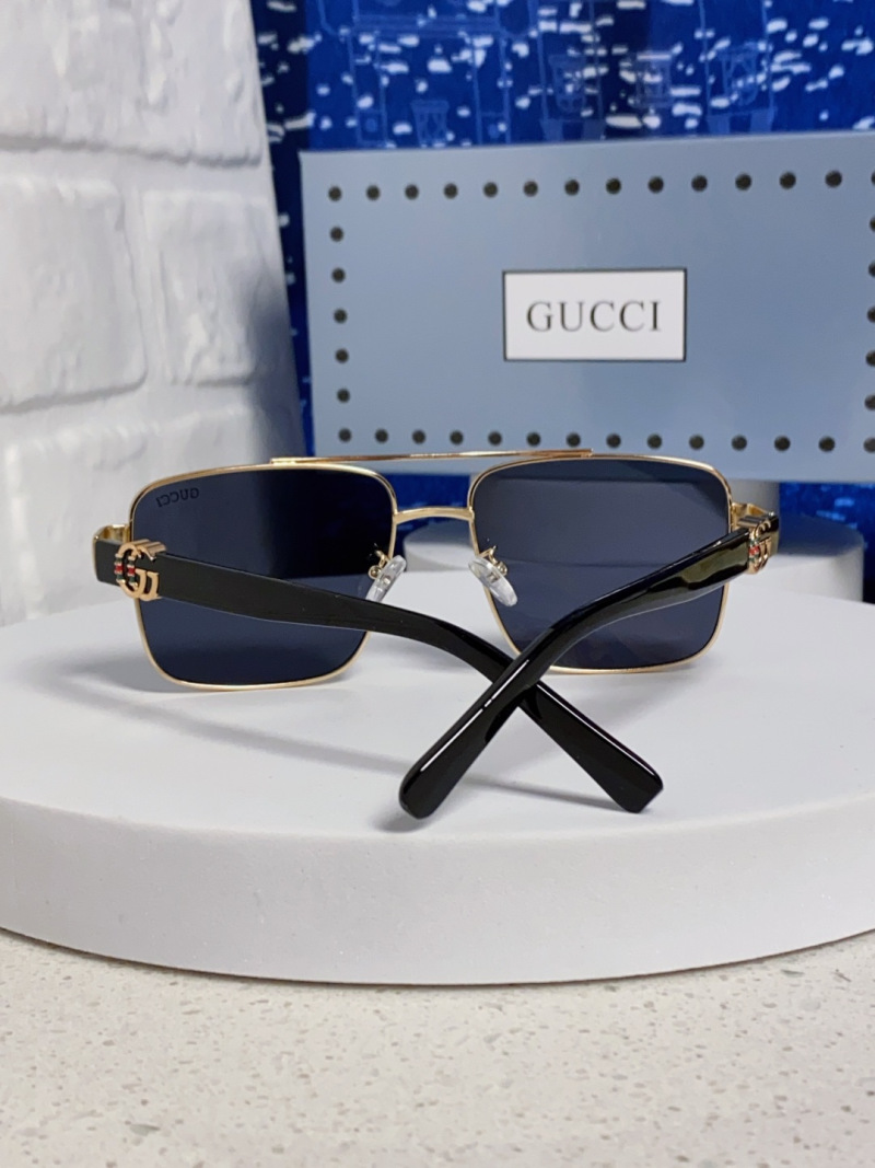 Солнцезащитные очки Gucci квадратные металлические