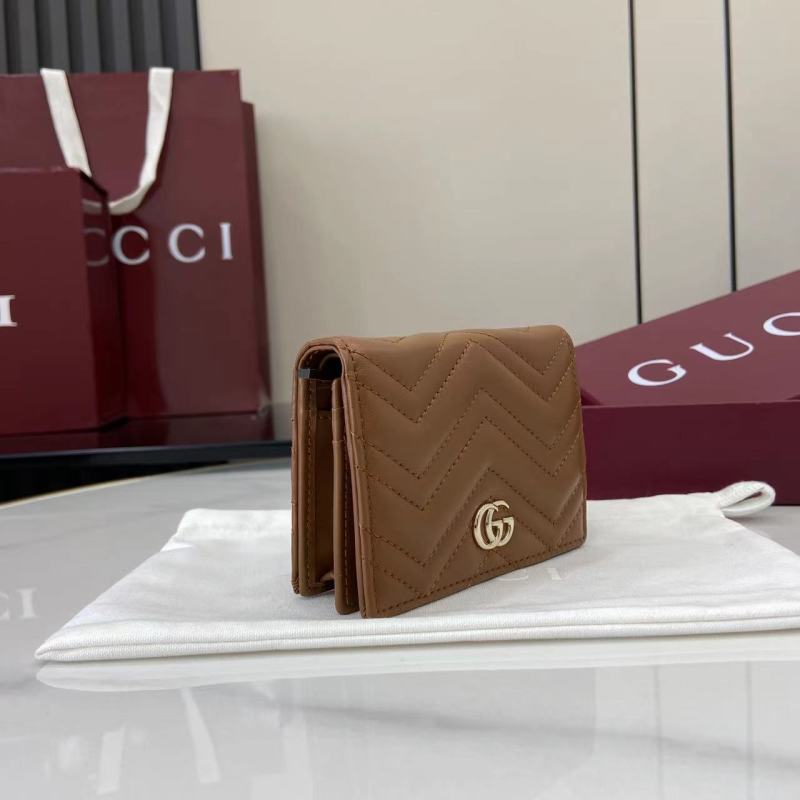 Кожаный кошелёк Gucci с логотипом GG