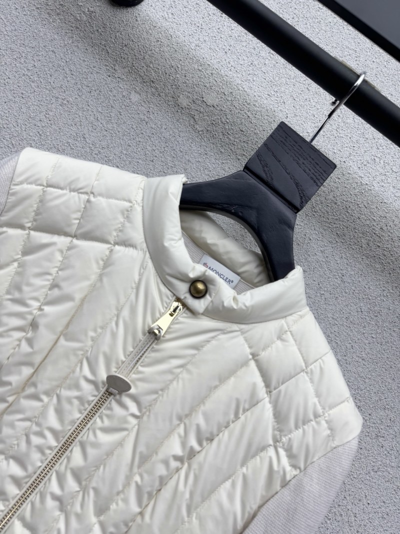 Зимняя куртка-пуховик Moncler