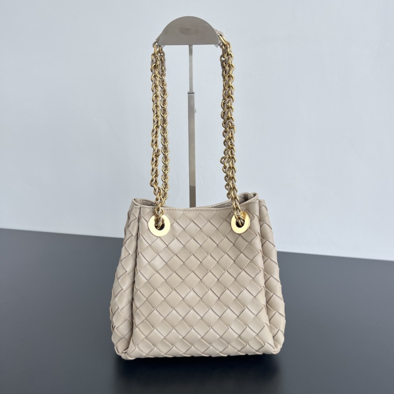Сумка Bottega Veneta с плетеным дизайном
