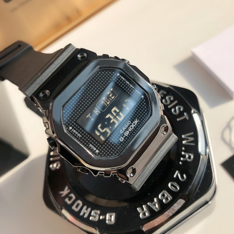 Часы Casio G-SHOCK
