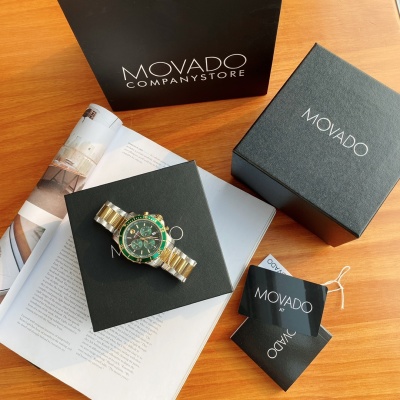 Часы Movado