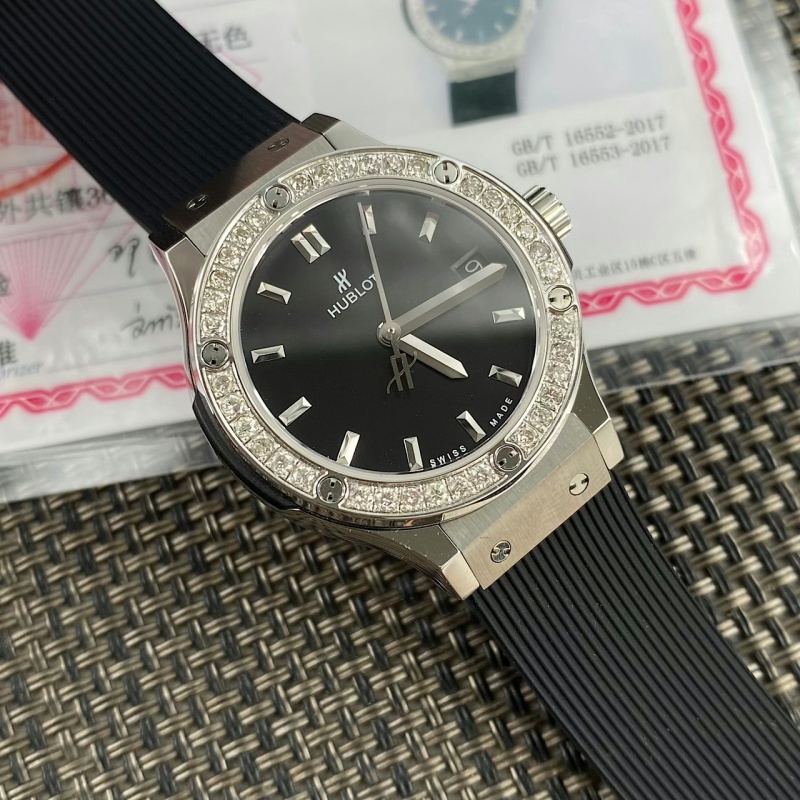 Часы Hublot