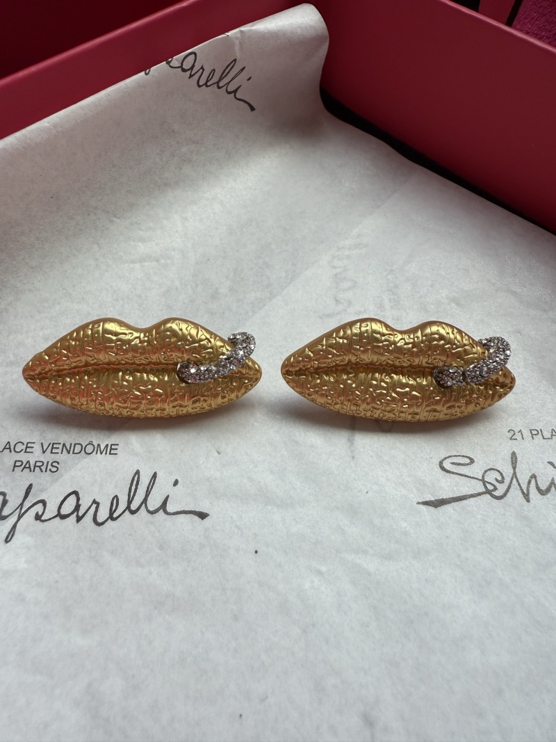 Серьги в виде губ с кристаллами Schiaparelli