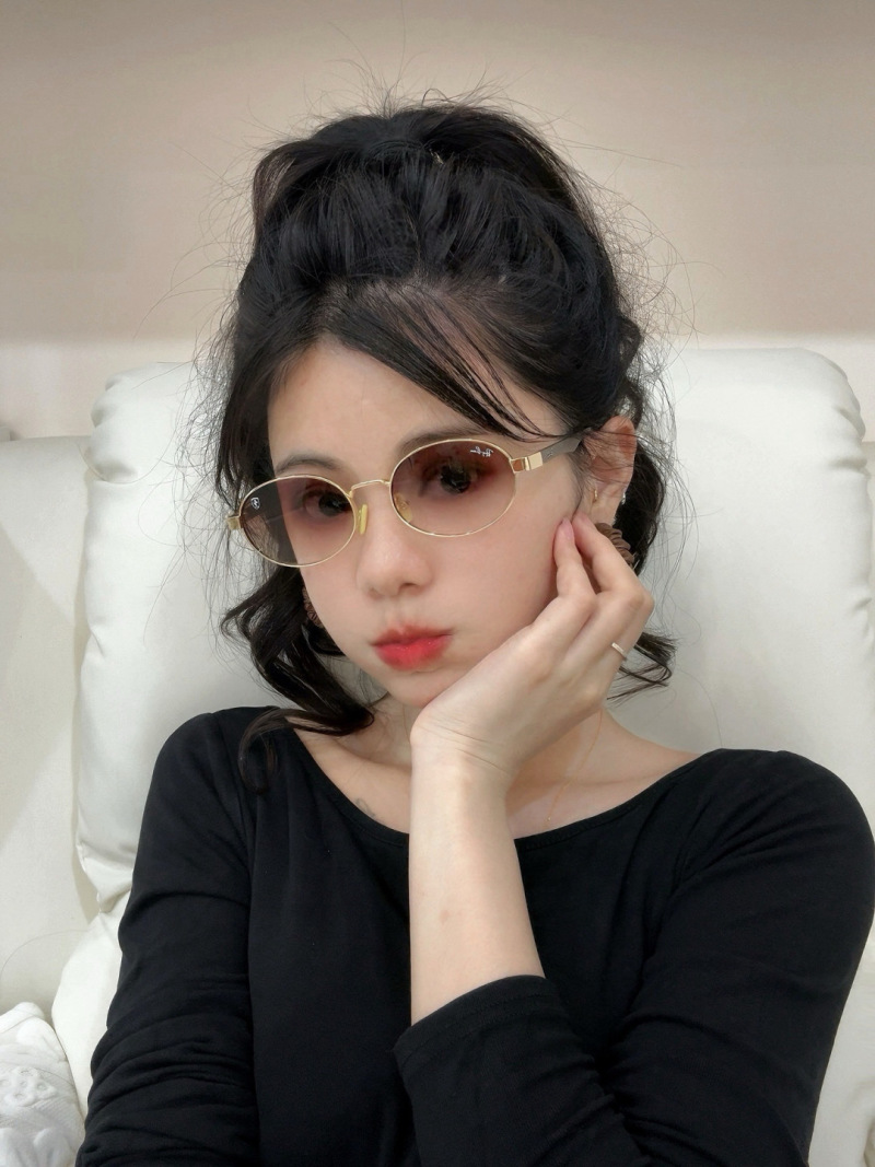 Солнечные очки Ray-Ban со стеклянными линзами