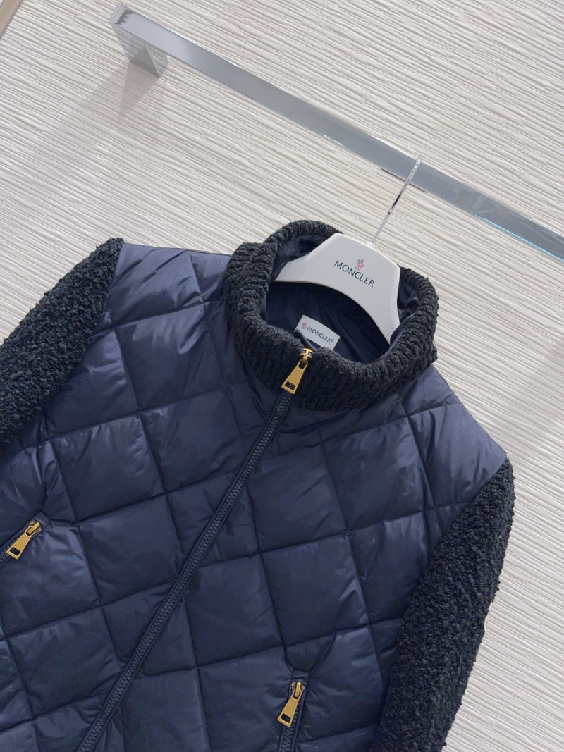 Жилет Moncler