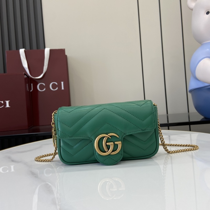 Мини-сумка Gucci с цепочкой