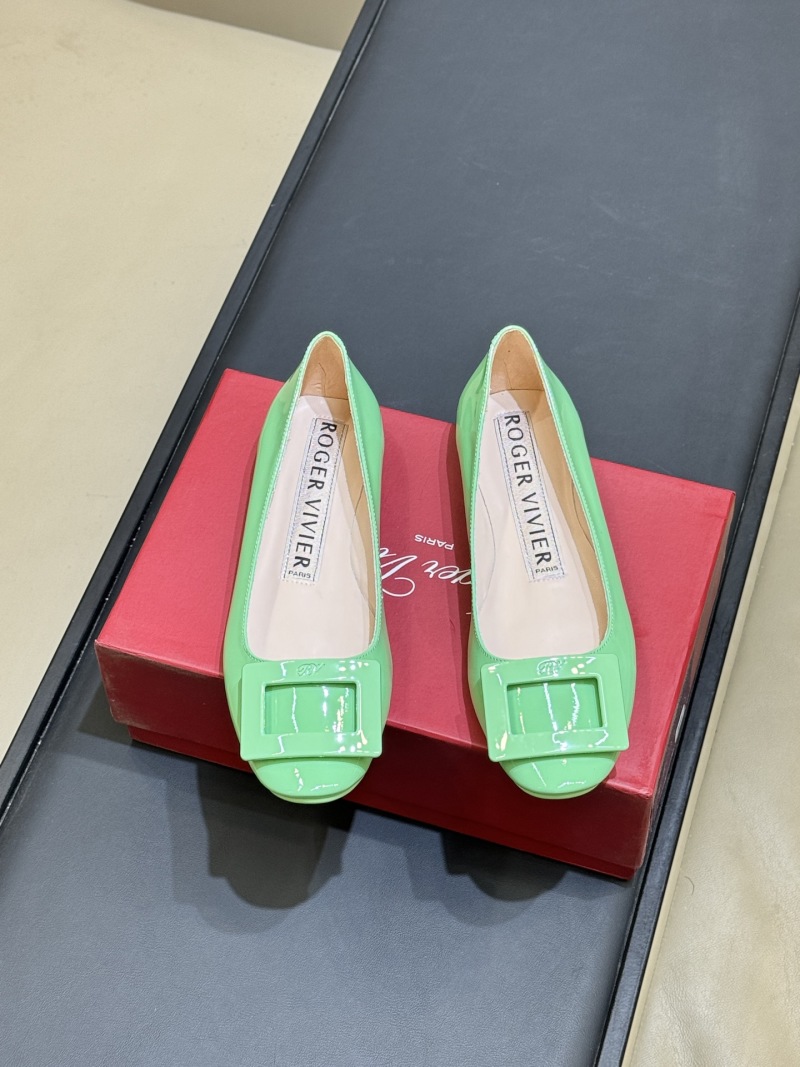 Женские туфли с пряжкой Roger Vivier