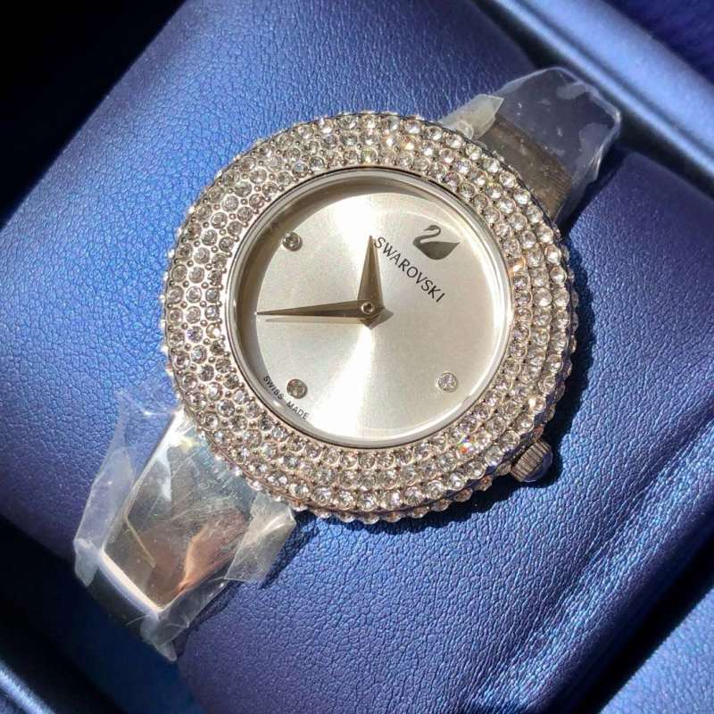 Часы Swarovski