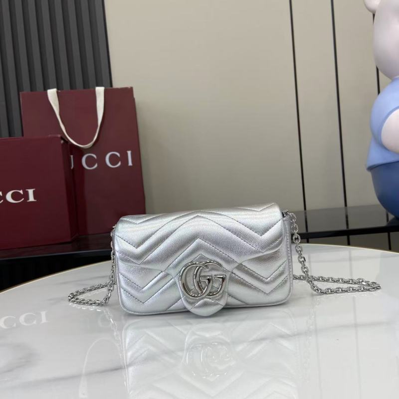 Сумка Gucci серебристая с цепочкой