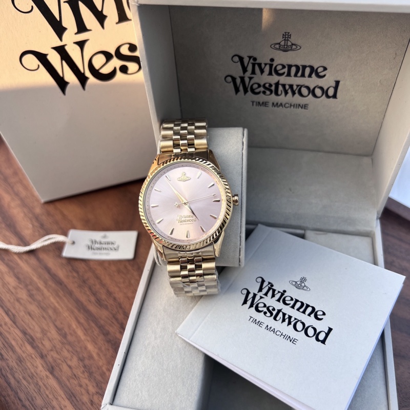 Часы Vivienne Westwood