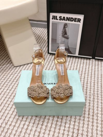Женские босоножки Aquazzura с кристаллами на шпильке