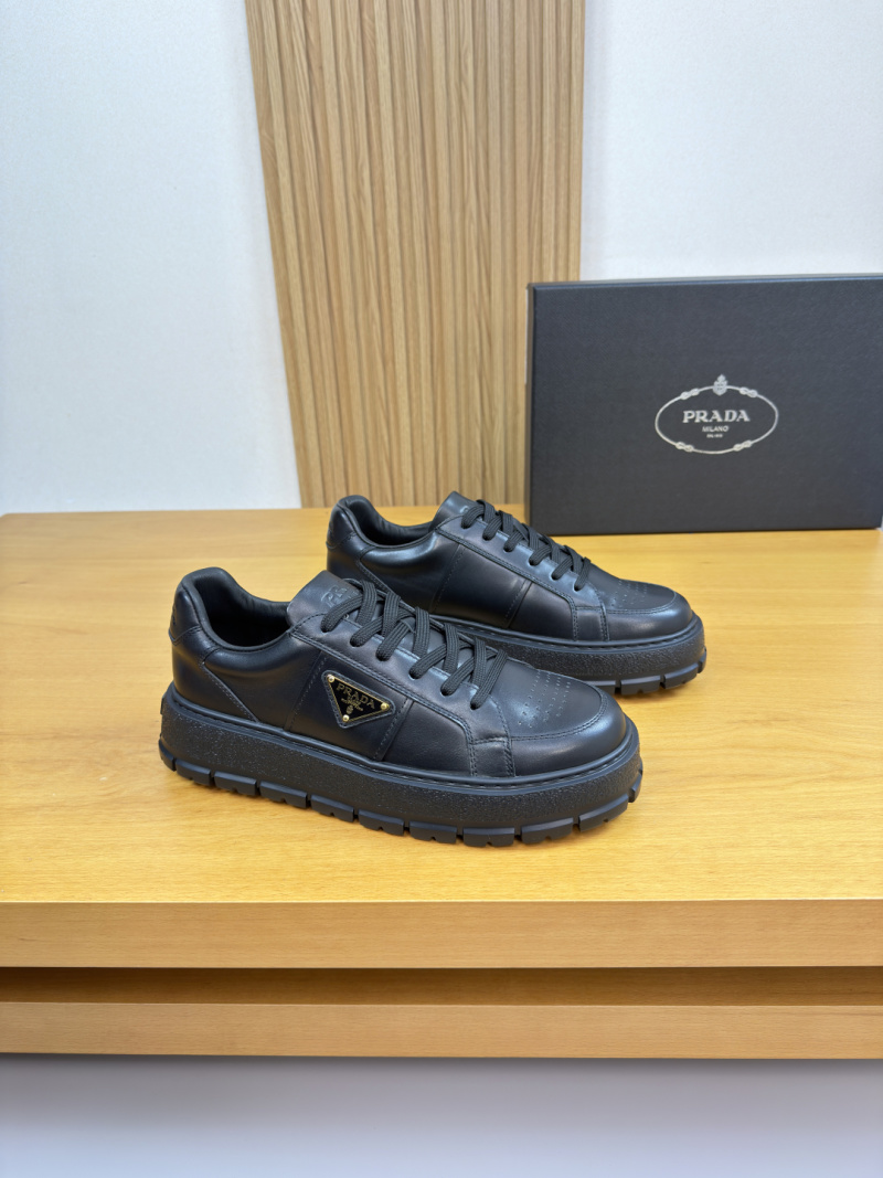 Мужские кроссовки Prada