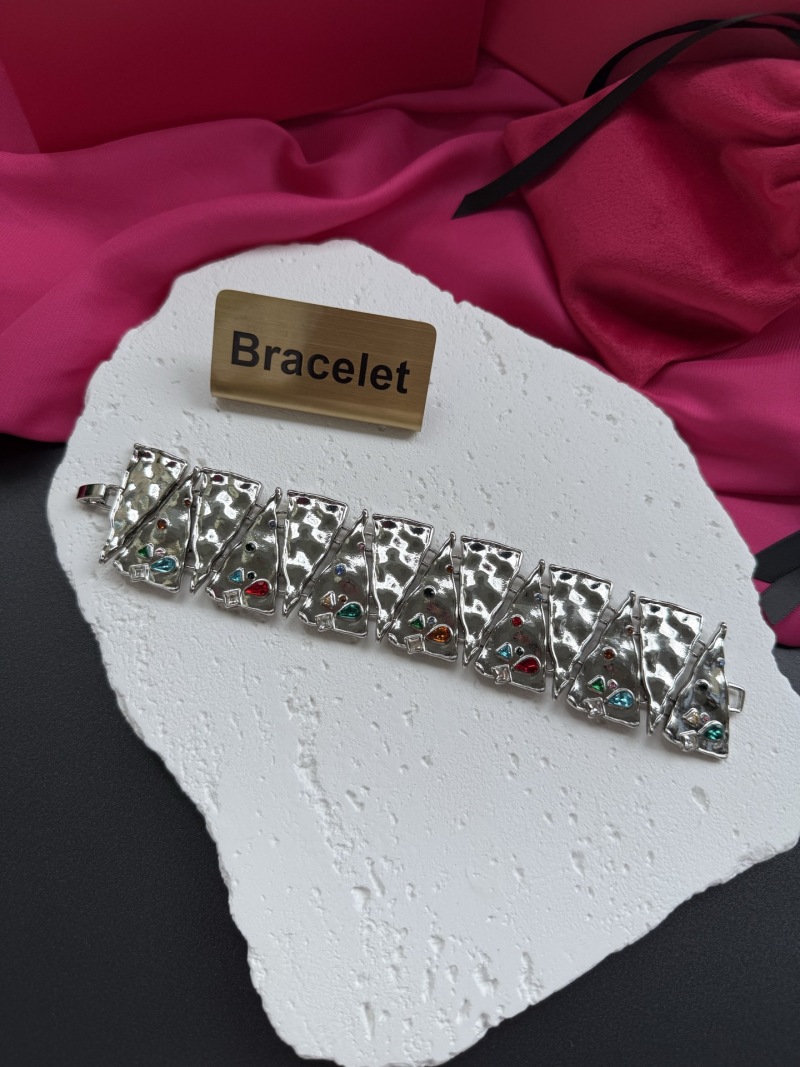 Браслет Schiaparelli
