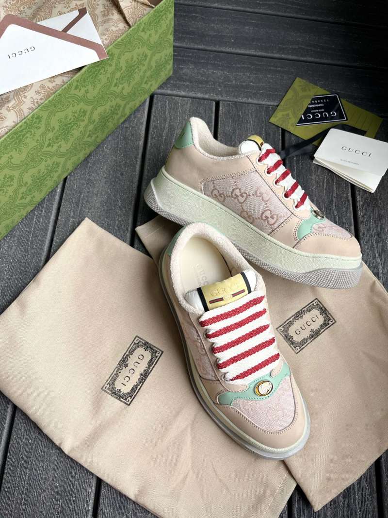 Кроссовки Gucci с массивной подошвой и красно-белыми шнурками