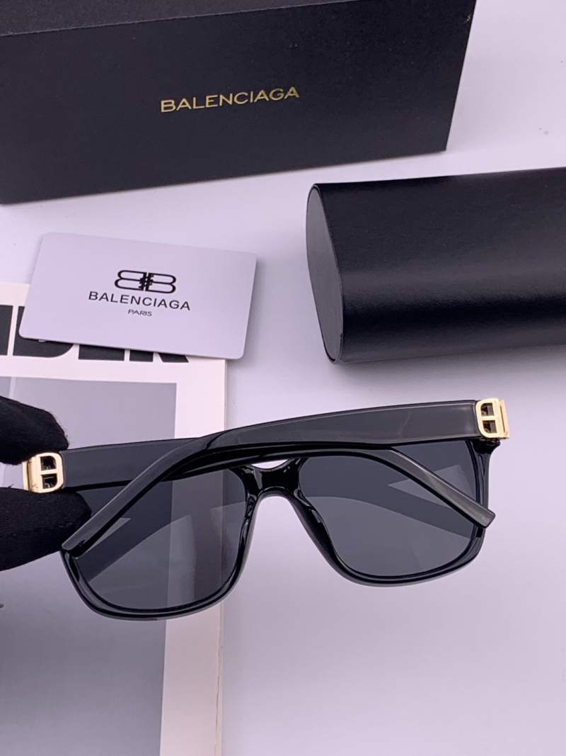 Солнечные очки Balenciaga BL1150
