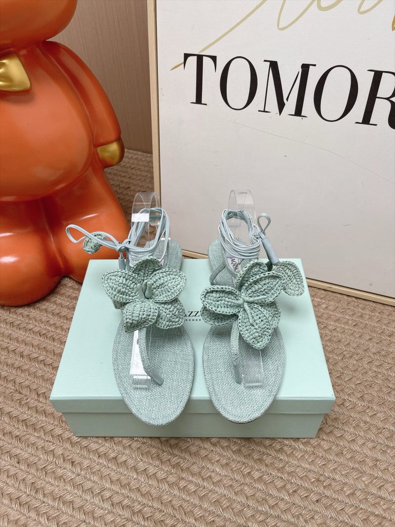 Женские сандалии AQUAZZURA с цветочным декором светло-зелёного цвета