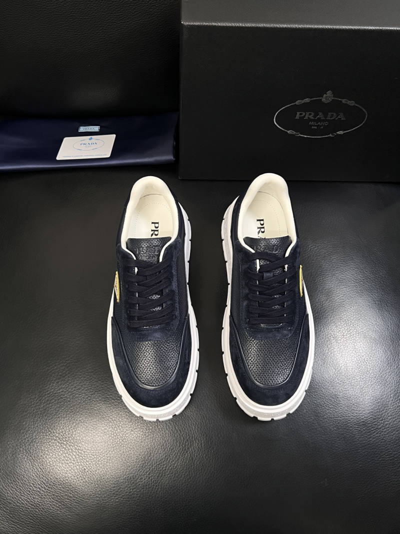 Кроссовки Prada