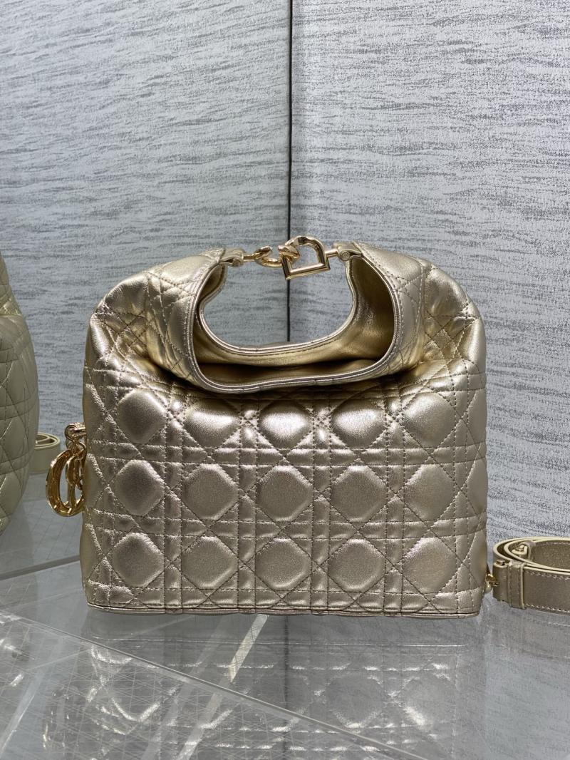 Сумка Dior золотистая стеганая