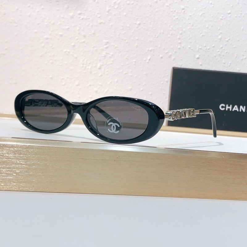 Солнцезащитные очки Chanel модель 5565