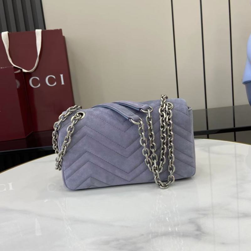 Сумка Gucci из замши с цепочкой