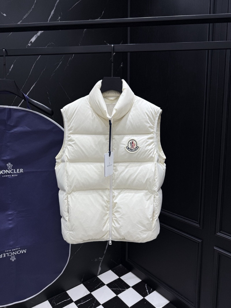 Жилет Moncler