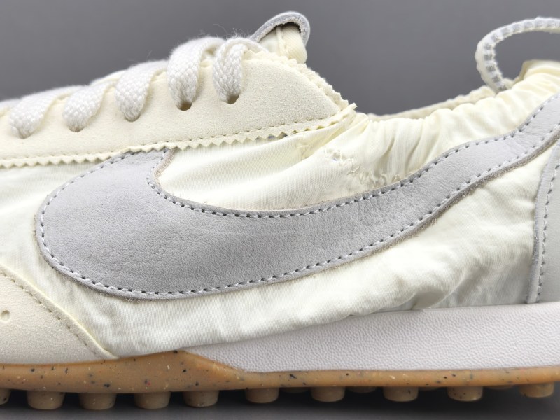 Кроссовки Nike × Jacquemus Moon Shoes белые