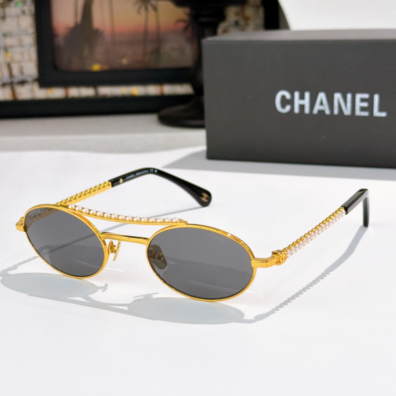 Очки Chanel модель CH4297H золотистые с жемчугом