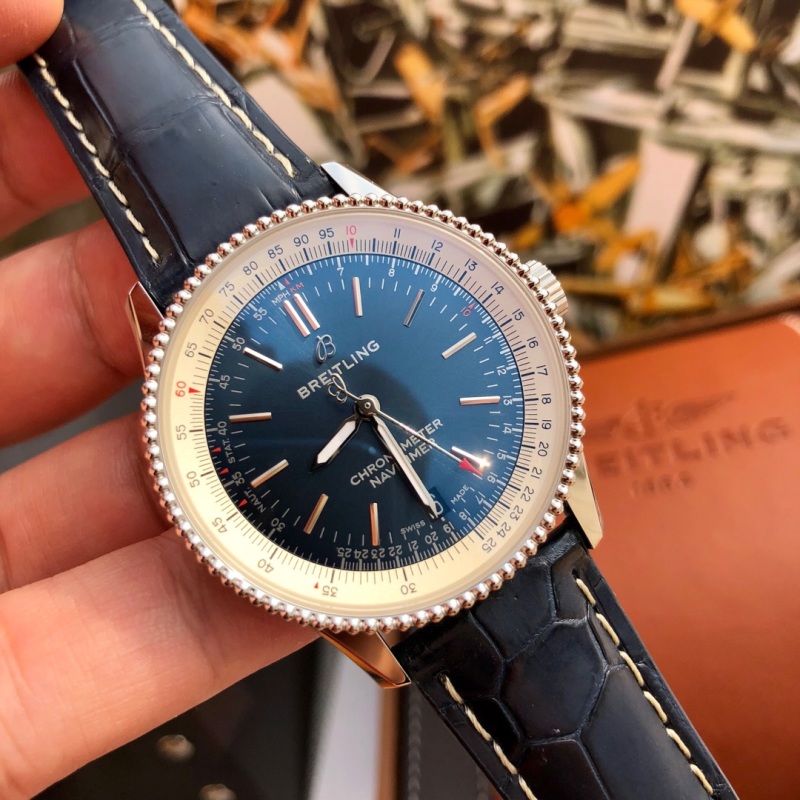 Часы Breitling