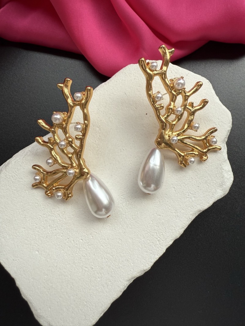 Серьги Schiaparelli