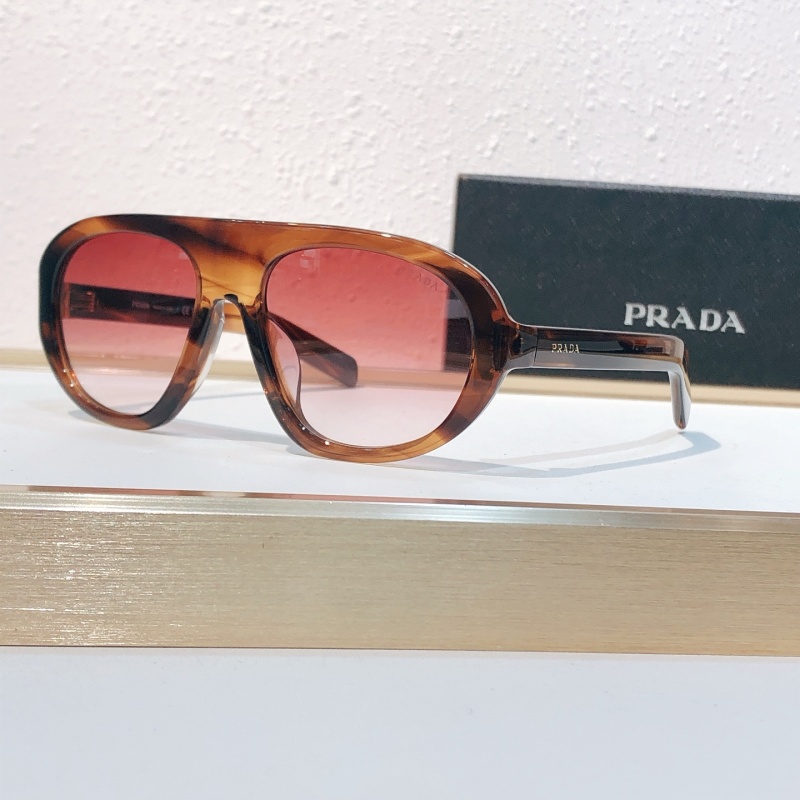 Солнцезащитные очки Prada PR C05, черепаховая расцветка