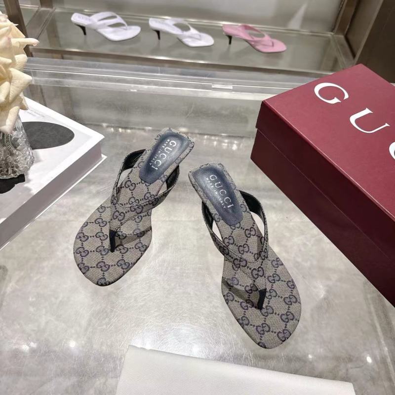 Женские сабо Gucci с монограммой