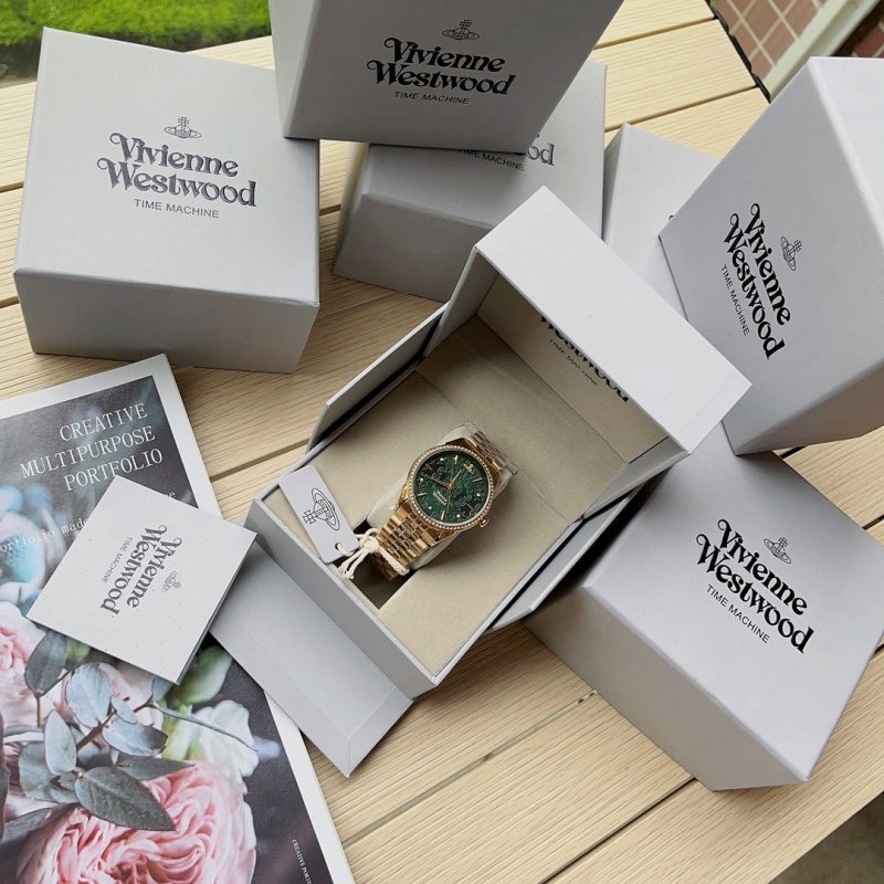 Часы Vivienne Westwood