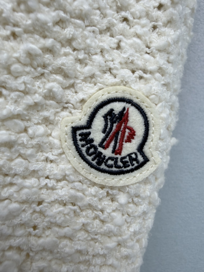 Пуховик Moncler с тканевыми рукавами