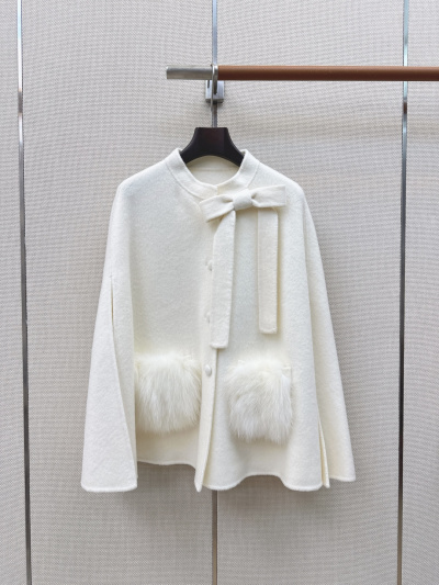 Пальто Fendi