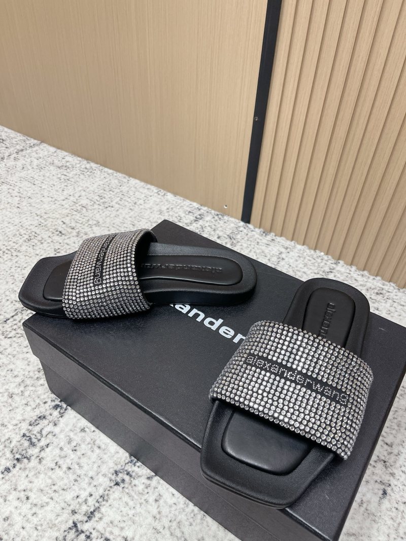 Женские босоножки Alexander Wang черные со стразами