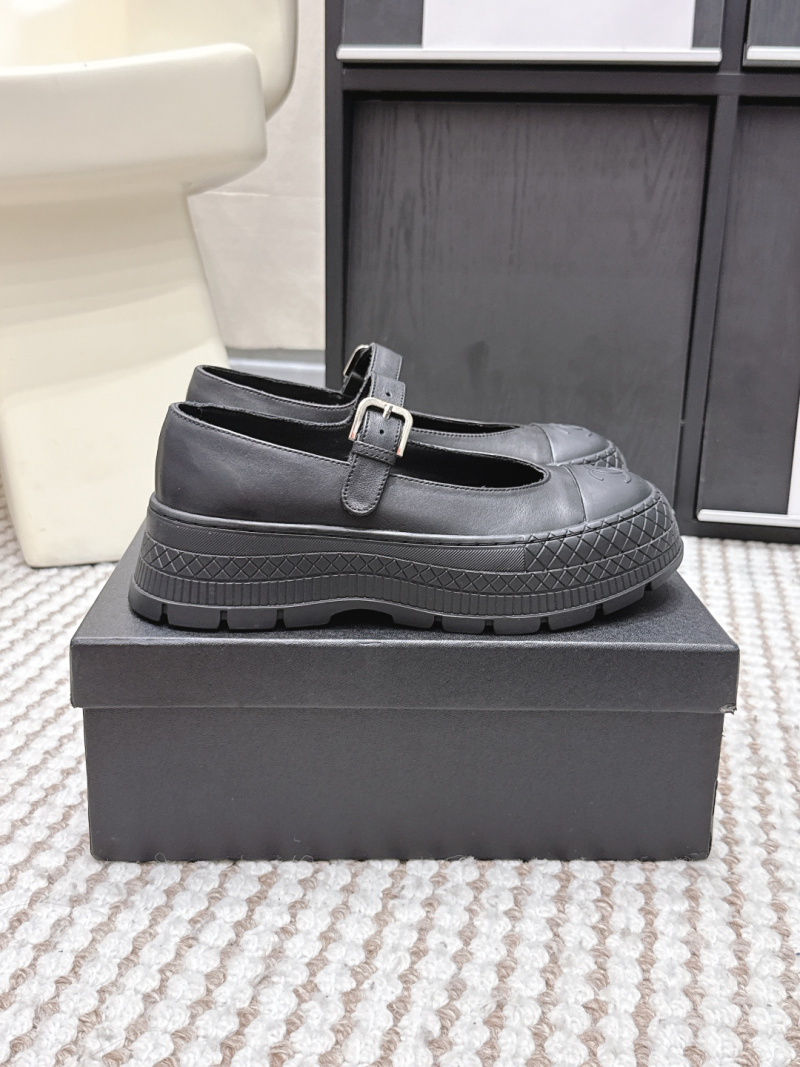 Черные туфли Chanel