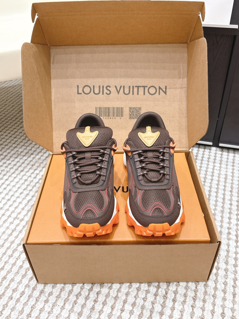 Женские кроссовки на толстой подошве Louis Vuitton