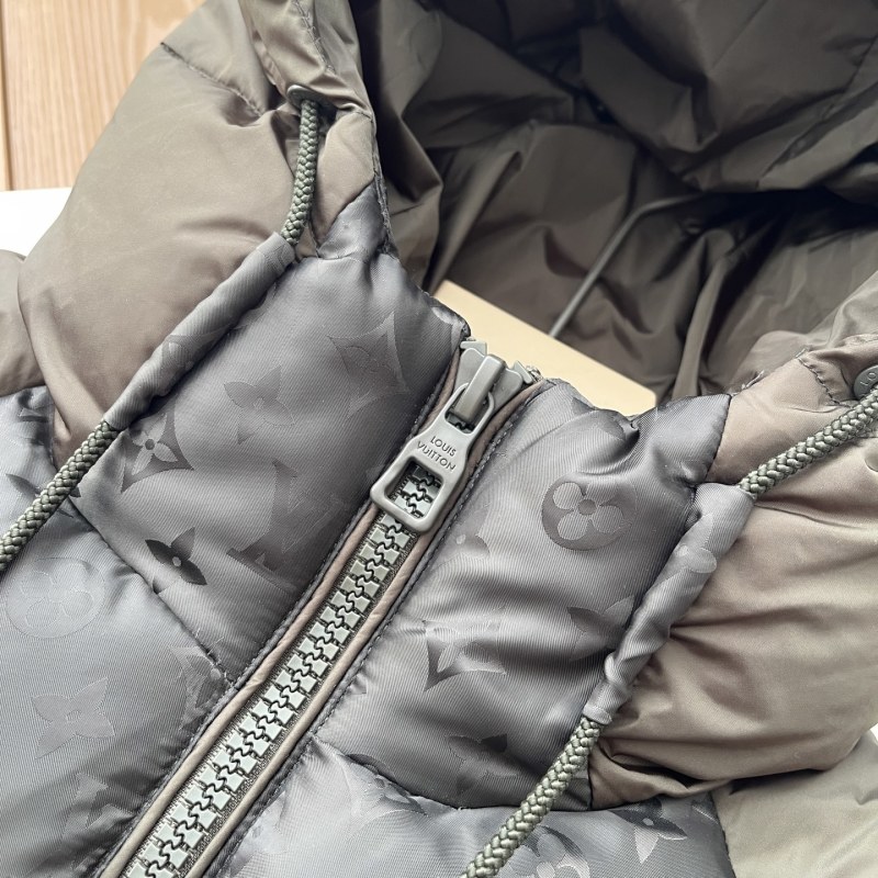 Пуховик Louis Vuitton