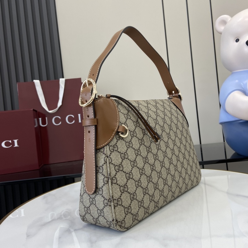 Сумка Gucci с монограммой GG