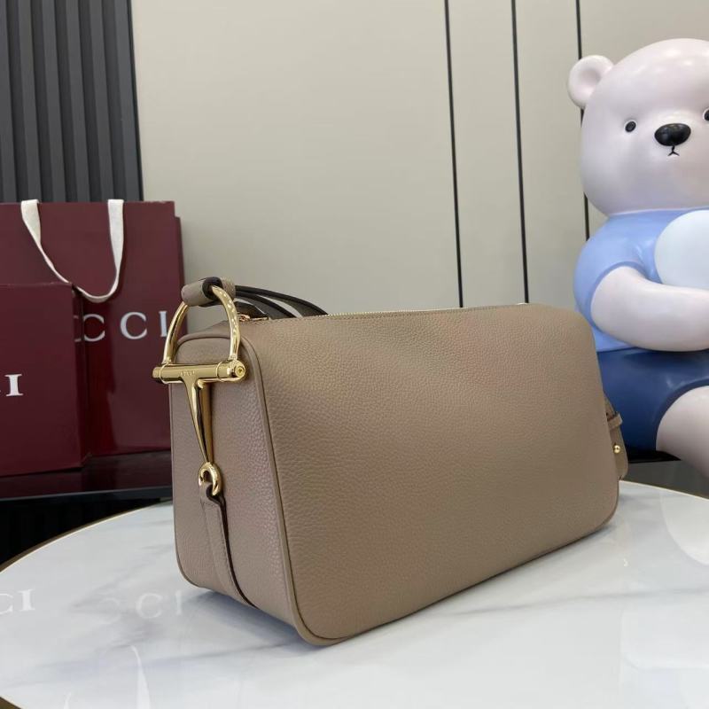 Сумка Gucci бежевая с ремешком