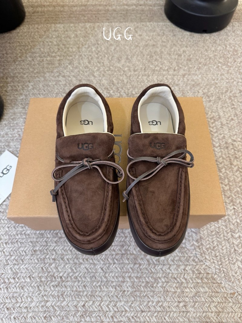 Женские лоферы из нубука с шнурками UGG