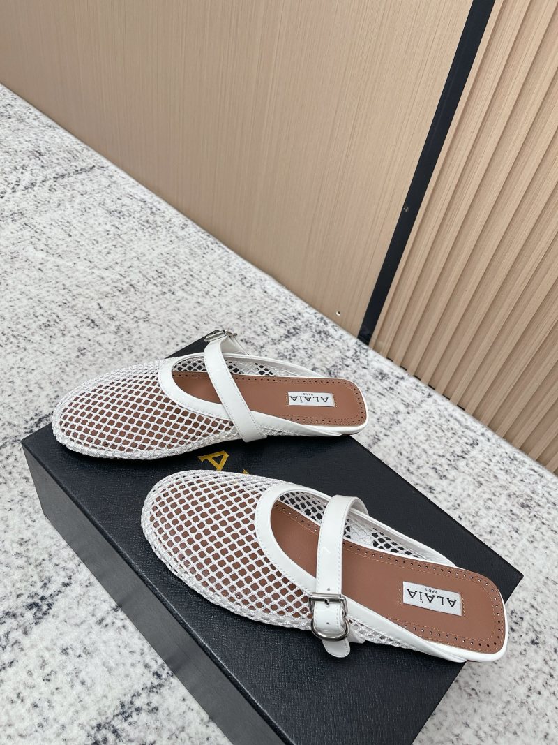 Женские белые сабо с сетчатым верхом и пряжкой Alaïa
